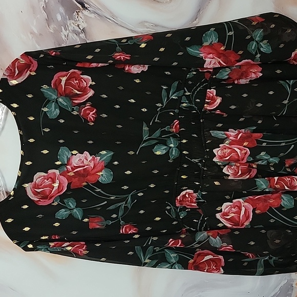 Torrid Women's Size 2 Bust 50 Mini Blouson Sleeve Skater Dress Black Floral :) - Picture 8 of 11